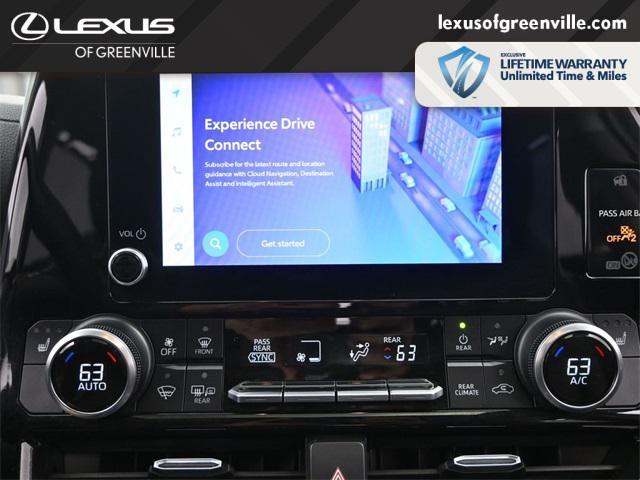 used 2024 Toyota Highlander car, priced at $37,998