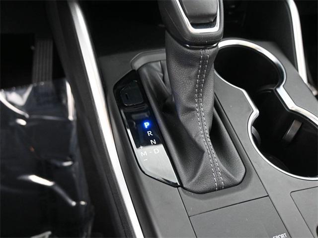 used 2024 Toyota Highlander car, priced at $40,998