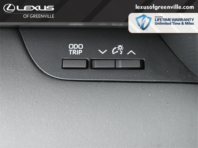 used 2024 Toyota Highlander car, priced at $37,998