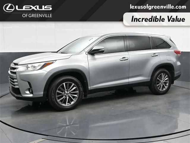 used 2019 Toyota Highlander car, priced at $28,998