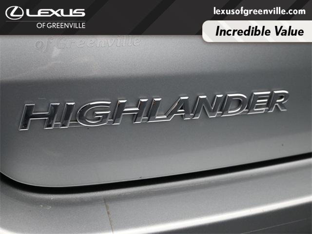 used 2019 Toyota Highlander car, priced at $28,998