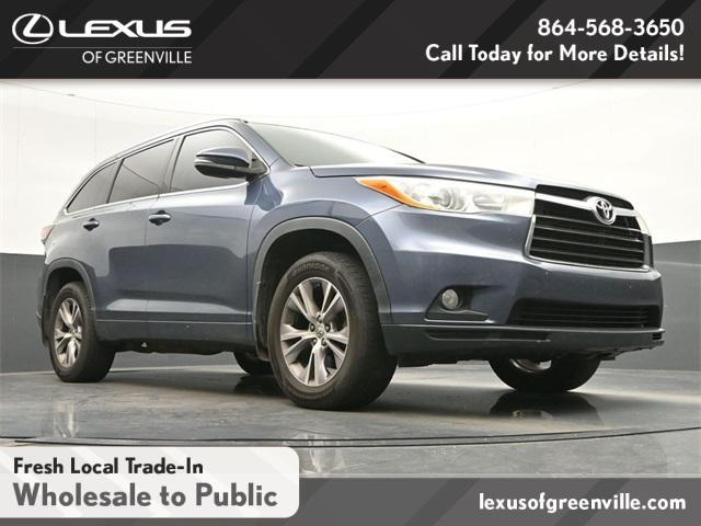 used 2014 Toyota Highlander car, priced at $10,800