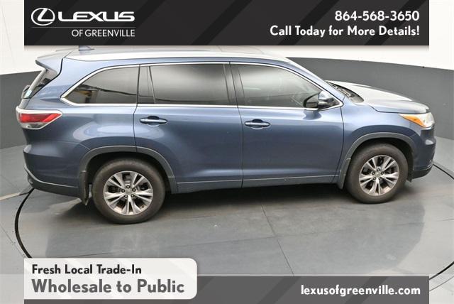 used 2014 Toyota Highlander car, priced at $10,800
