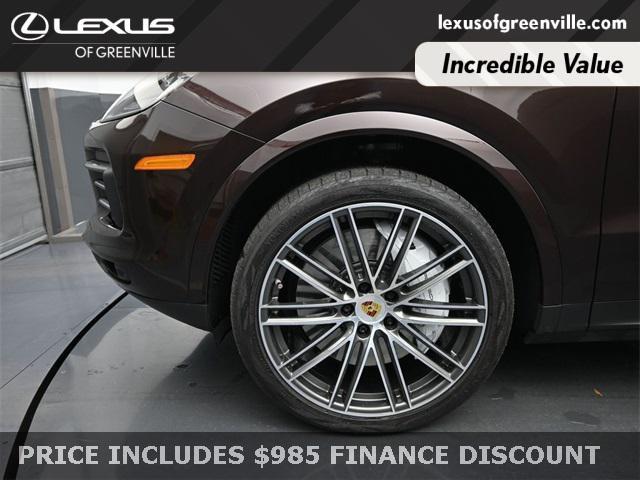 used 2022 Porsche Cayenne car, priced at $65,998