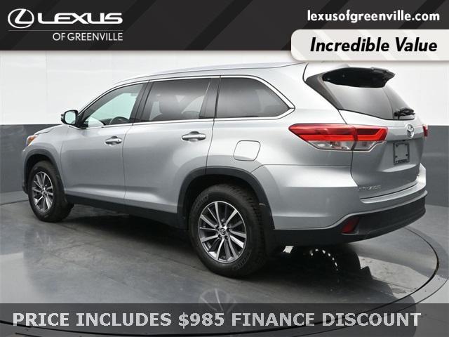 used 2019 Toyota Highlander car, priced at $28,998