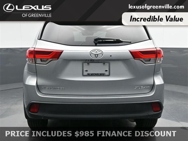 used 2019 Toyota Highlander car, priced at $28,998