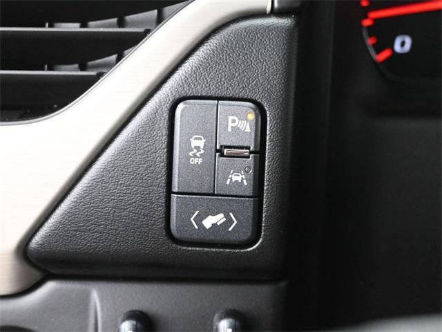 used 2016 GMC Yukon car, priced at $26,998