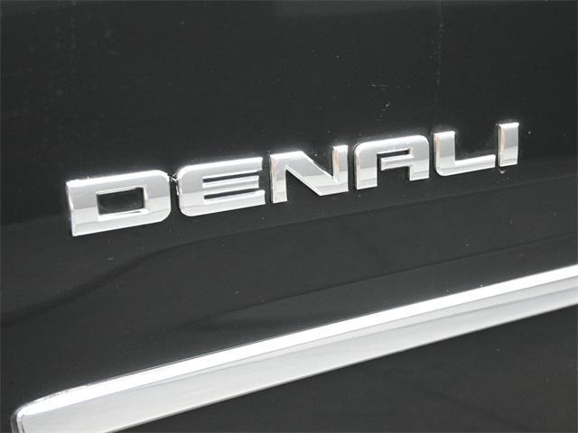 used 2016 GMC Yukon car, priced at $26,998