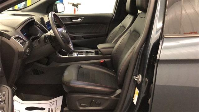 used 2024 Ford Edge car, priced at $31,985