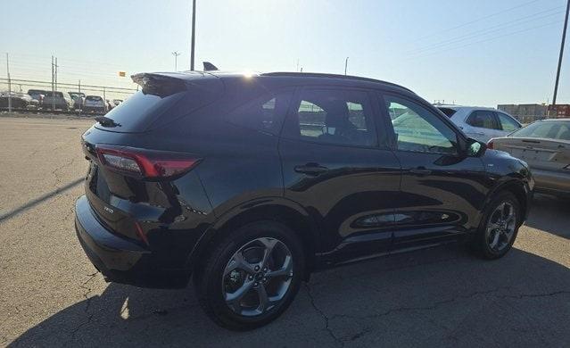 used 2023 Ford Escape car, priced at $25,477