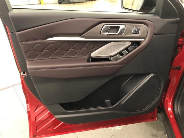 new 2025 Ford Explorer car, priced at $59,755