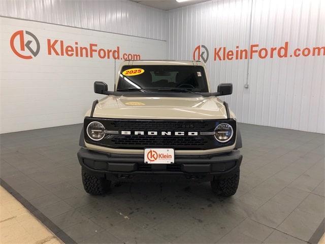 new 2025 Ford Bronco car, priced at $48,595