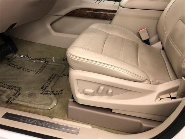 used 2016 GMC Yukon car, priced at $17,985