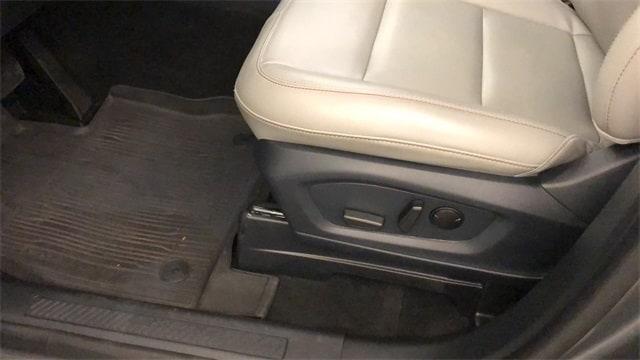 used 2025 Ford Explorer car, priced at $37,685