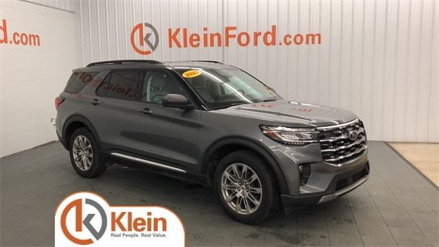 used 2025 Ford Explorer car, priced at $37,685