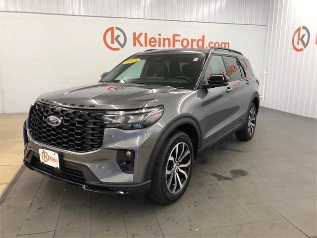 new 2025 Ford Explorer car, priced at $45,082