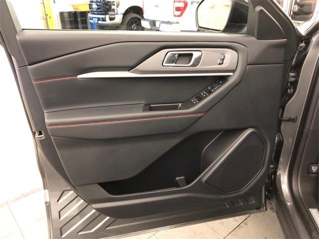 new 2025 Ford Explorer car, priced at $45,082