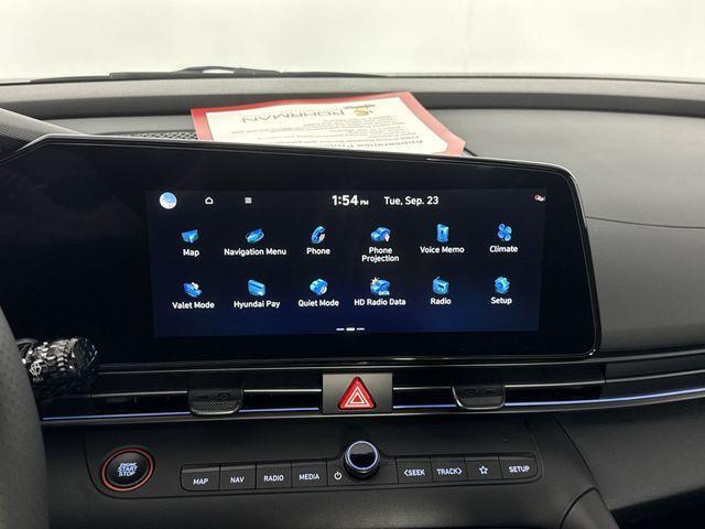 new 2025 Hyundai Elantra car, priced at $26,624