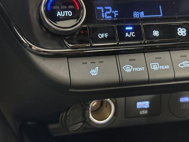 new 2025 Hyundai Elantra car, priced at $26,624