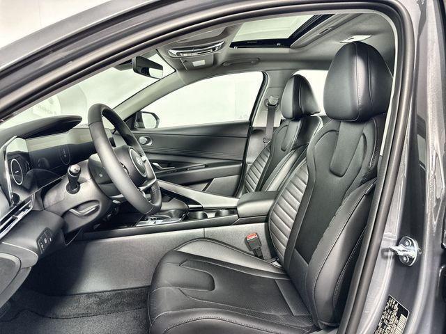 new 2025 Hyundai ELANTRA HEV car, priced at $25,789