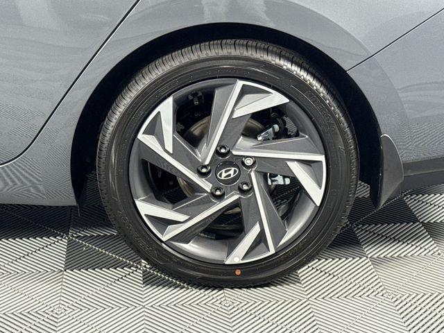 new 2025 Hyundai ELANTRA HEV car, priced at $25,789