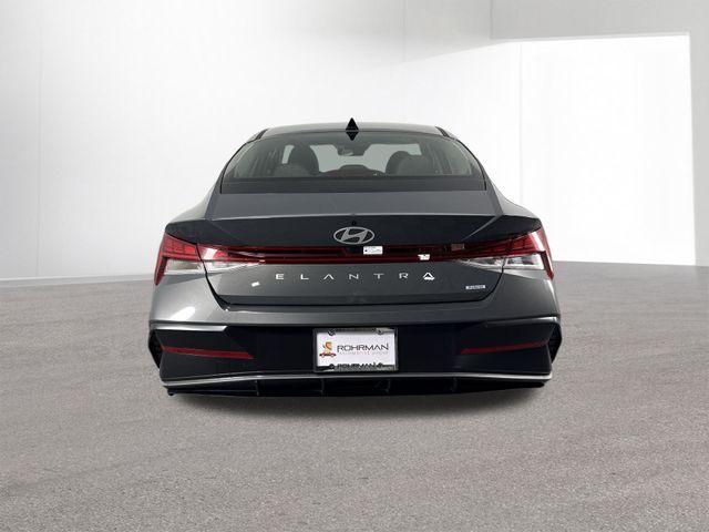 new 2025 Hyundai ELANTRA HEV car, priced at $25,789