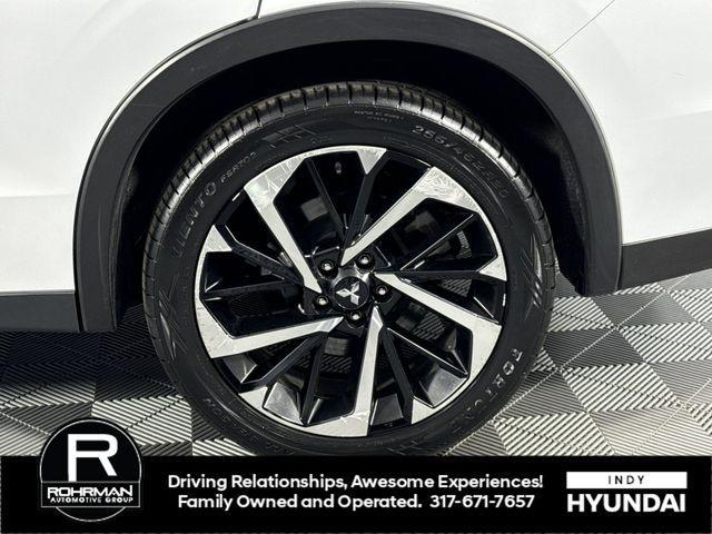 used 2022 Mitsubishi Outlander car, priced at $16,900