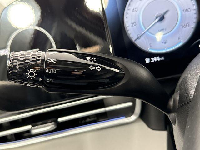 new 2025 Hyundai Elantra car, priced at $23,306