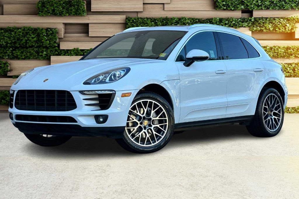 used 2018 Porsche Macan car, priced at $29,790