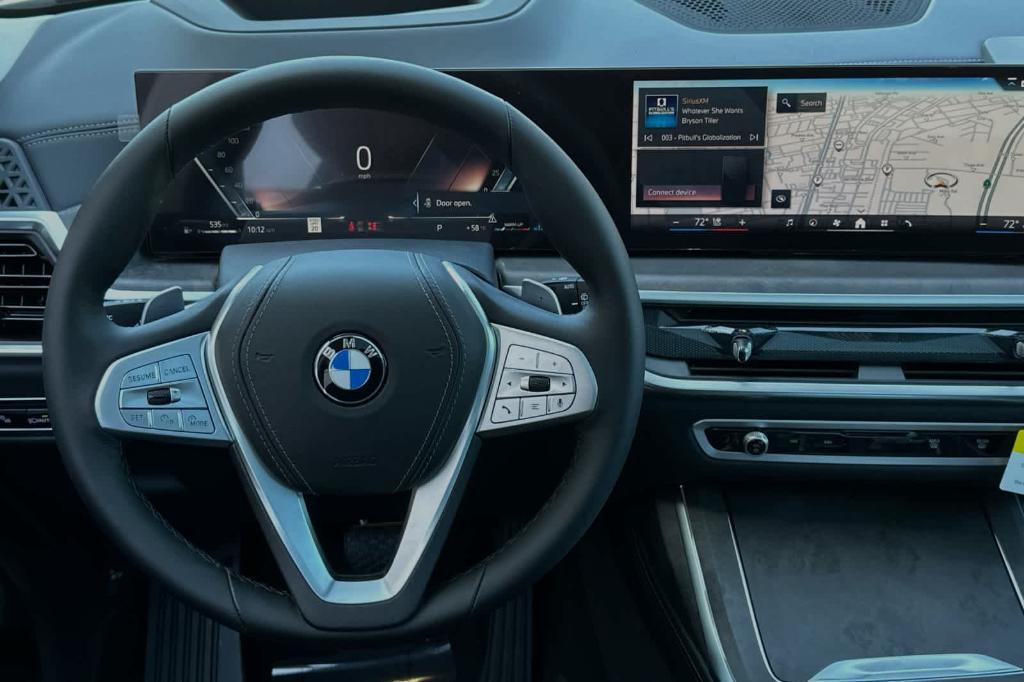 new 2025 BMW X7 car, priced at $90,010