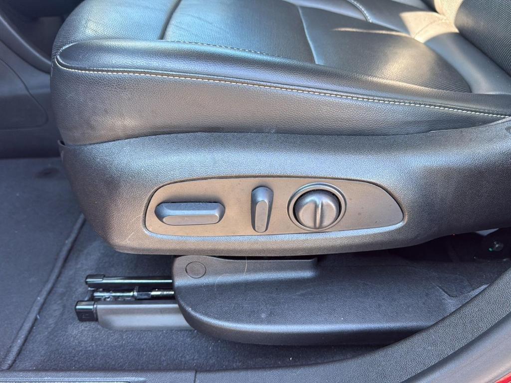 used 2023 GMC Acadia car, priced at $30,000