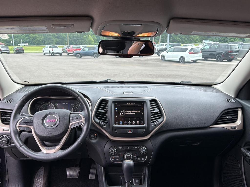 used 2014 Jeep Cherokee car, priced at $6,700