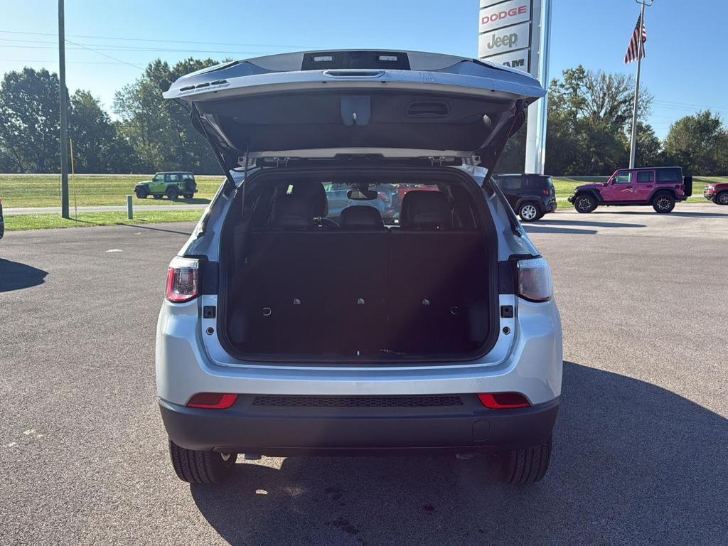 new 2026 Jeep Compass car, priced at $31,875
