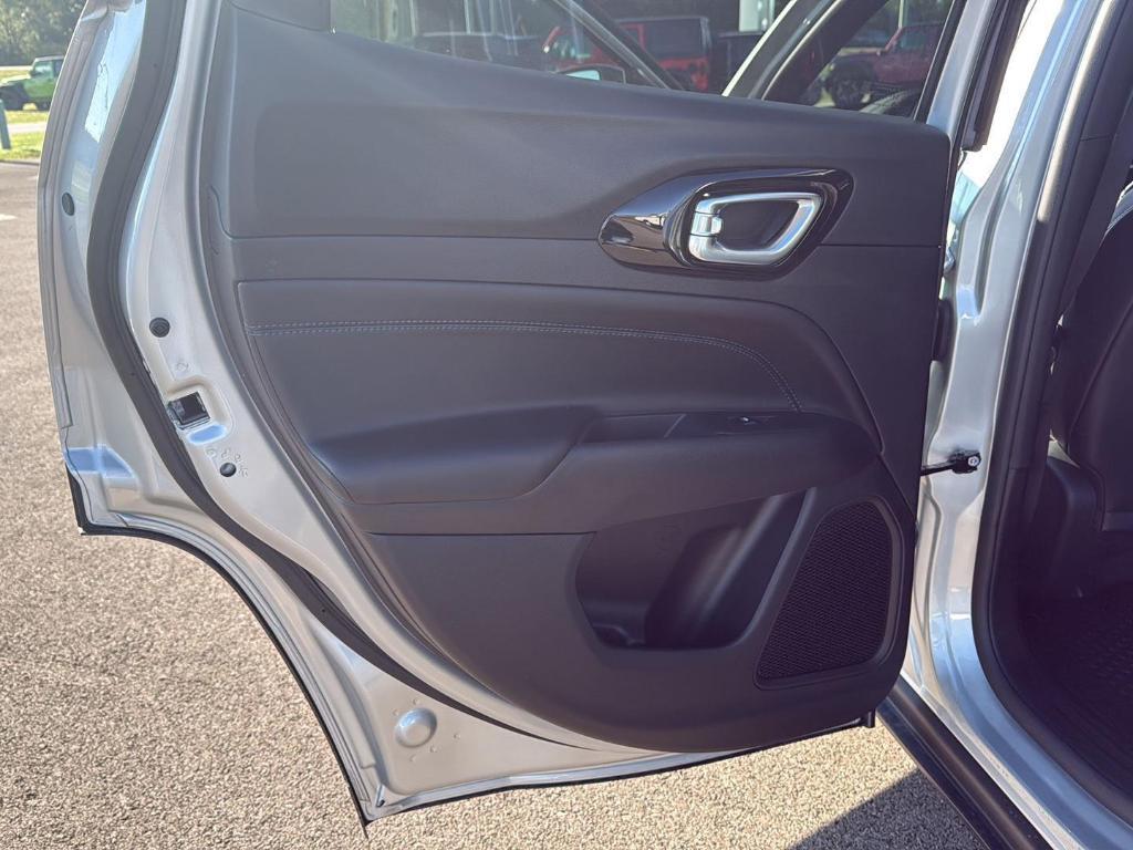 new 2026 Jeep Compass car, priced at $31,875