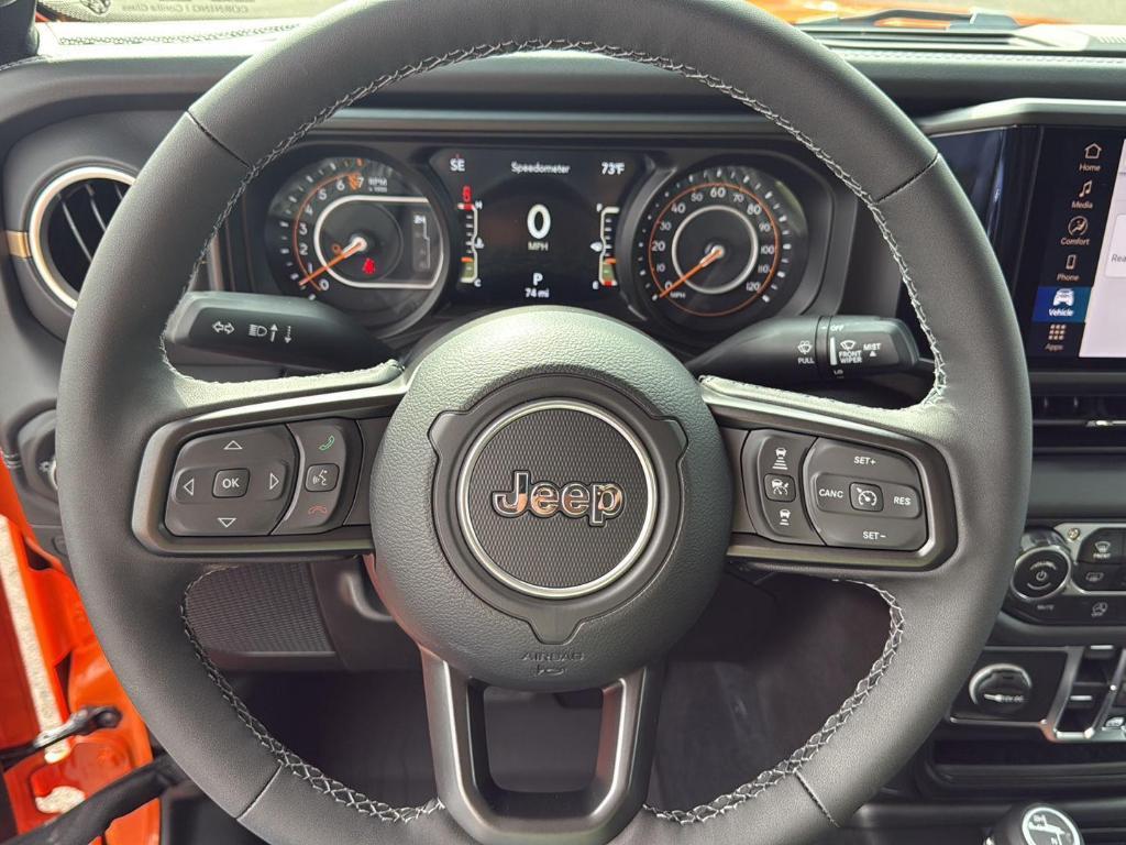 new 2025 Jeep Gladiator car, priced at $47,400
