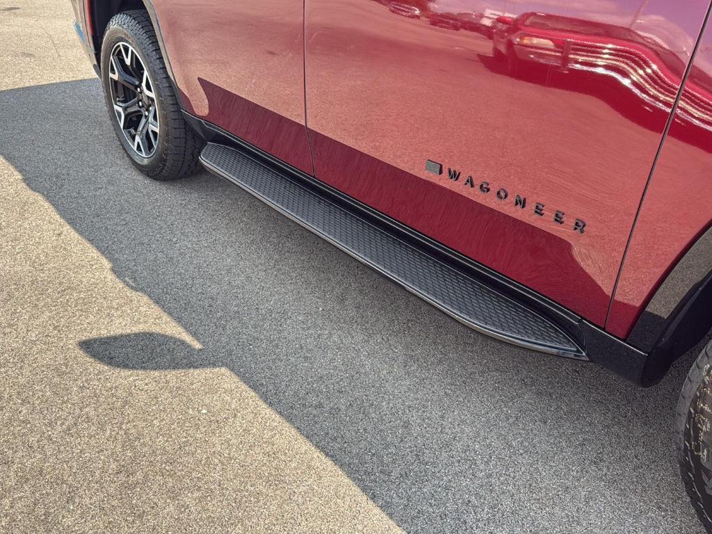 new 2025 Jeep Wagoneer car, priced at $70,017