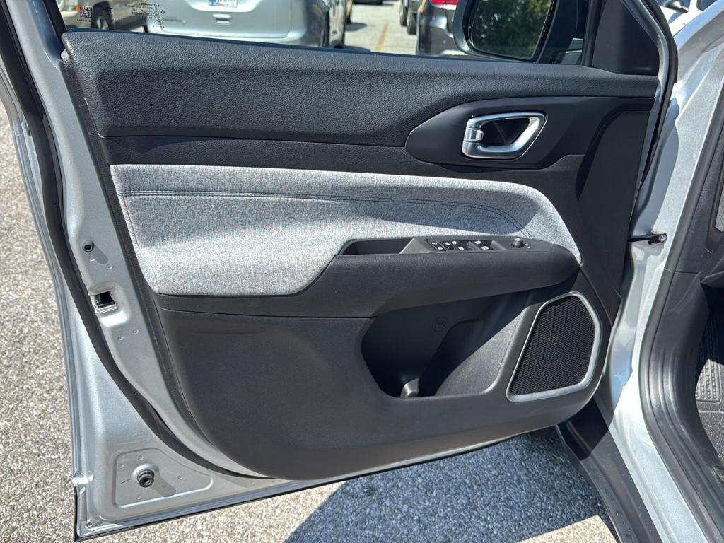 new 2025 Jeep Compass car, priced at $25,760