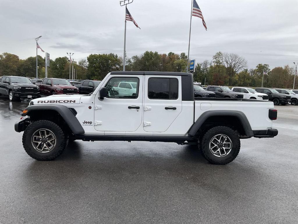used 2024 Jeep Gladiator car, priced at $49,000