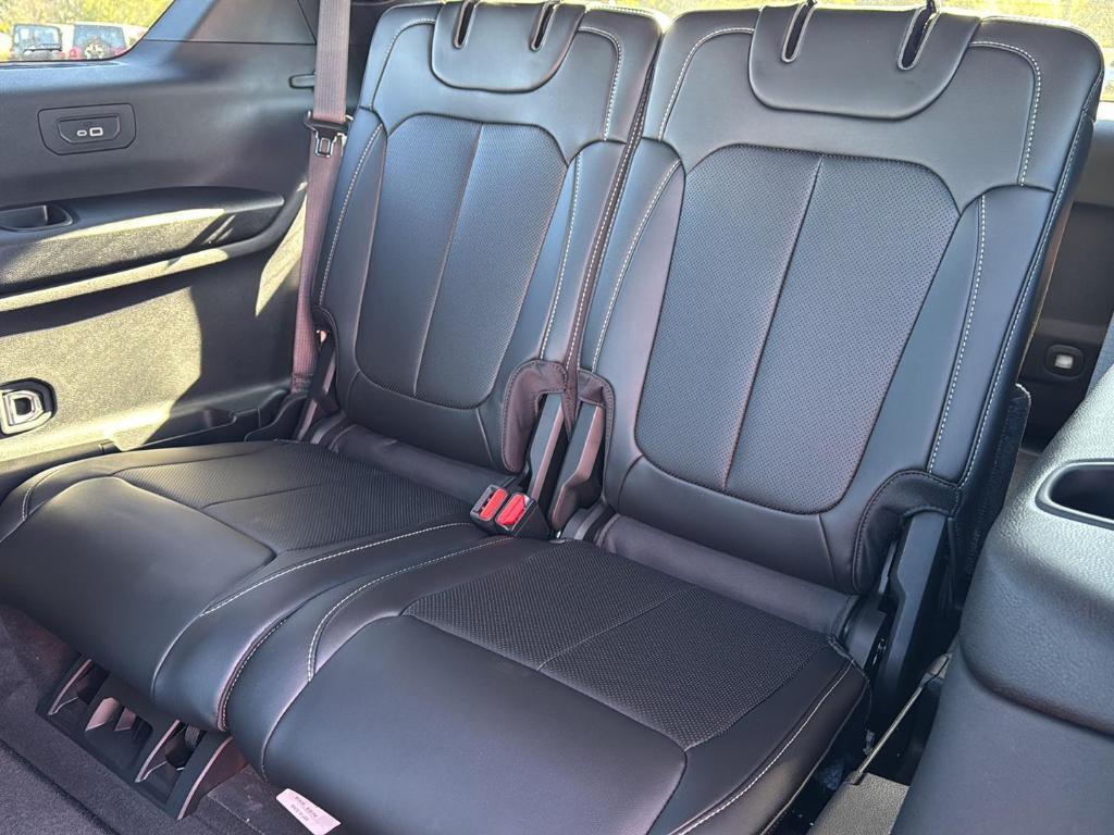 new 2025 Jeep Grand Cherokee L car, priced at $50,247