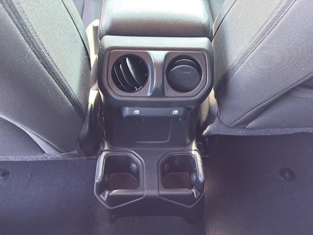 used 2023 Jeep Gladiator car, priced at $27,500