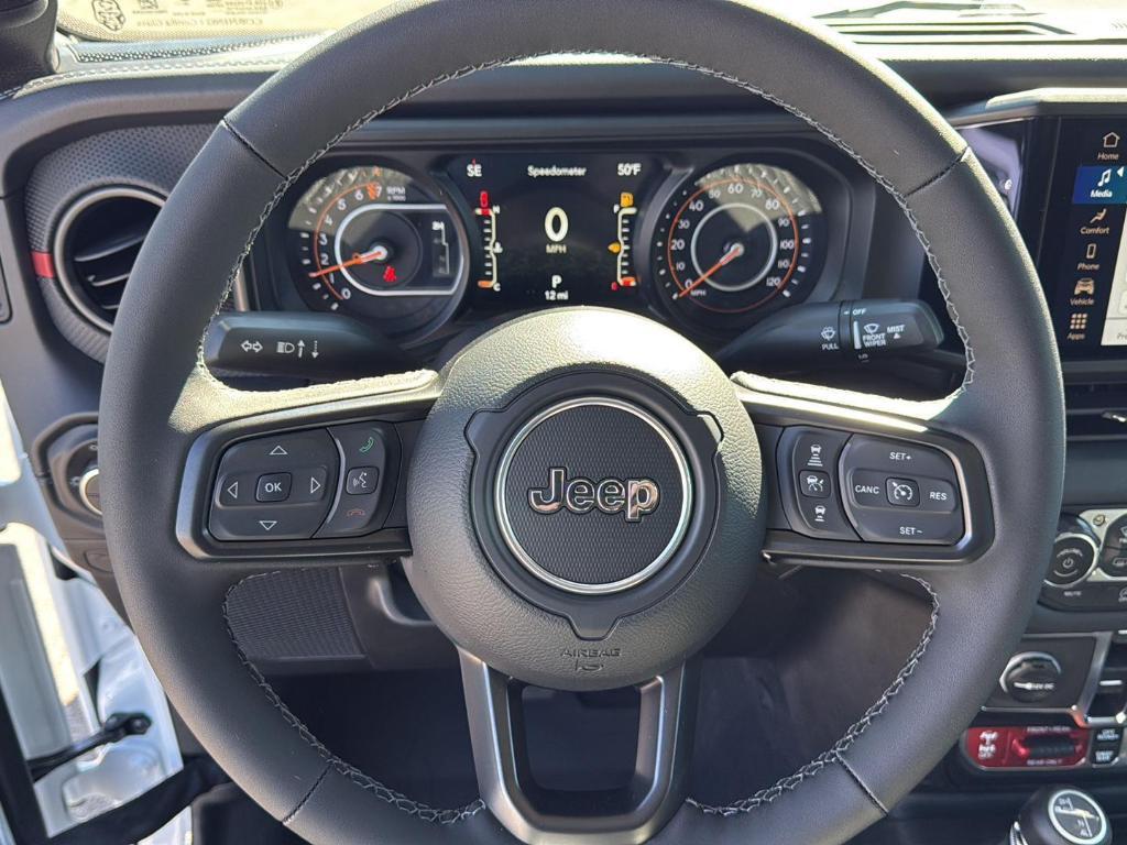 new 2025 Jeep Gladiator car, priced at $50,614