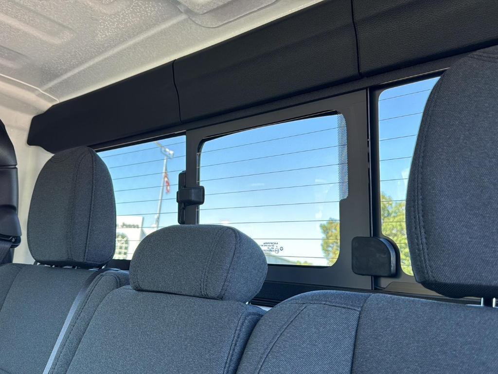 new 2025 Jeep Gladiator car, priced at $50,614