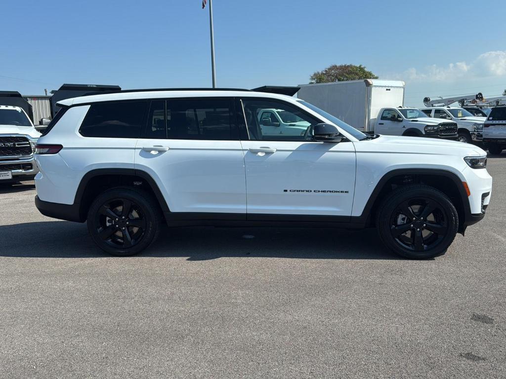 new 2025 Jeep Grand Cherokee L car, priced at $44,780