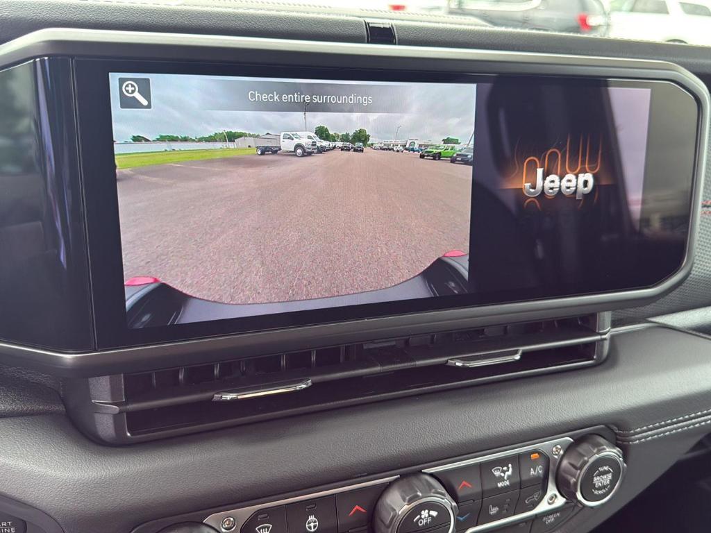 new 2025 Jeep Gladiator car, priced at $51,565