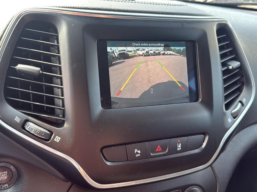used 2021 Jeep Cherokee car, priced at $17,900