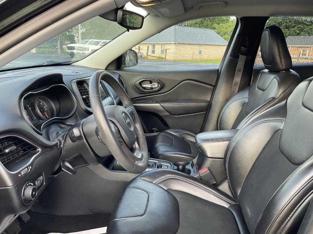 used 2021 Jeep Cherokee car, priced at $18,600