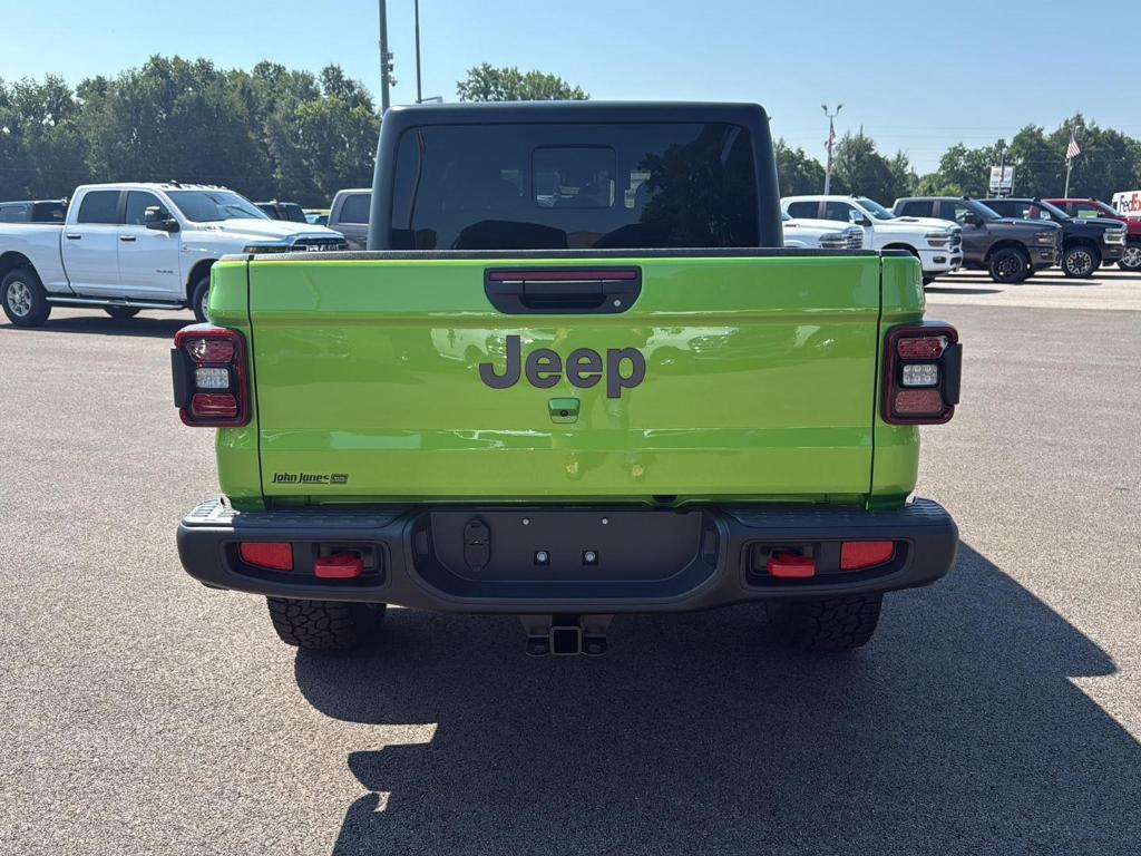 new 2025 Jeep Gladiator car, priced at $49,178