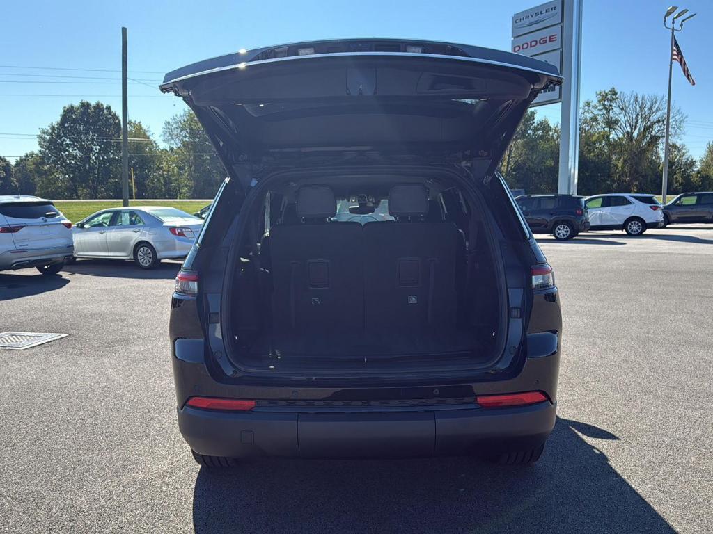 used 2022 Jeep Grand Cherokee L car, priced at $27,500