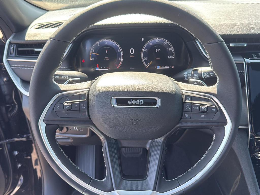 new 2025 Jeep Grand Cherokee L car, priced at $44,375