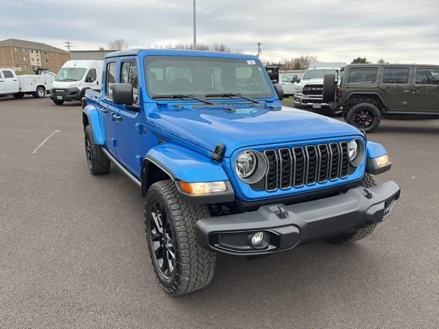 new 2025 Jeep Gladiator car, priced at $40,500